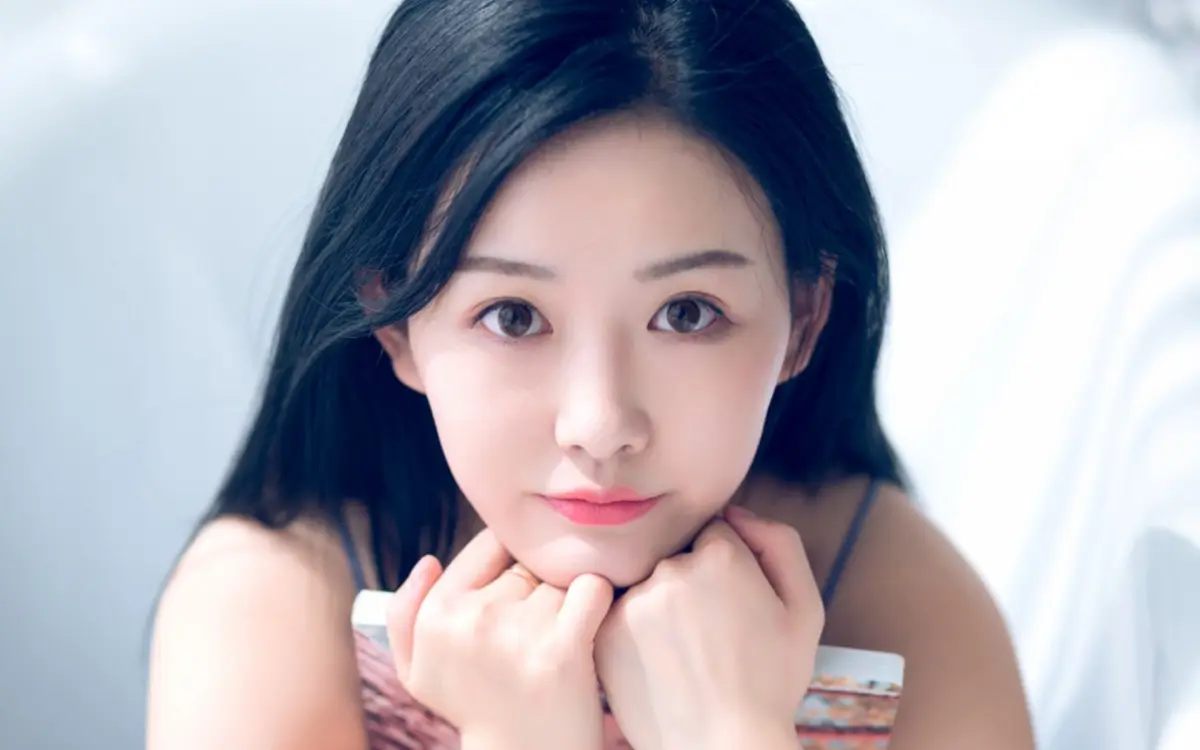 楚雄哈尔滨私人伴游燕子