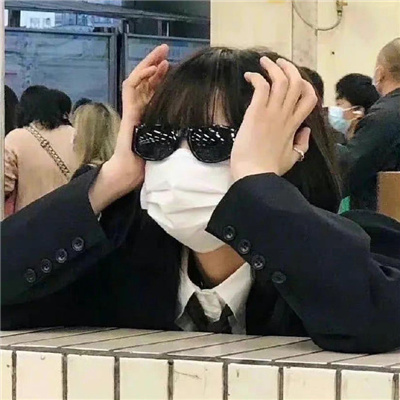 楚雄伴游女生委夜卉的资料
