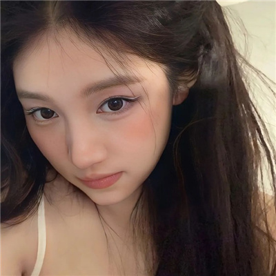 楚雄伴游女生福傲旋的资料